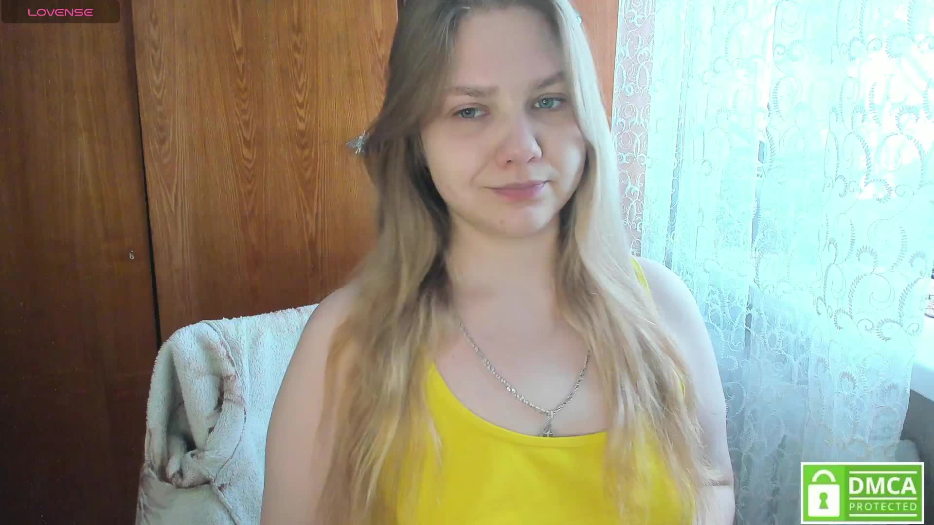 Emma-Frizea Live Sex March 4, 2026