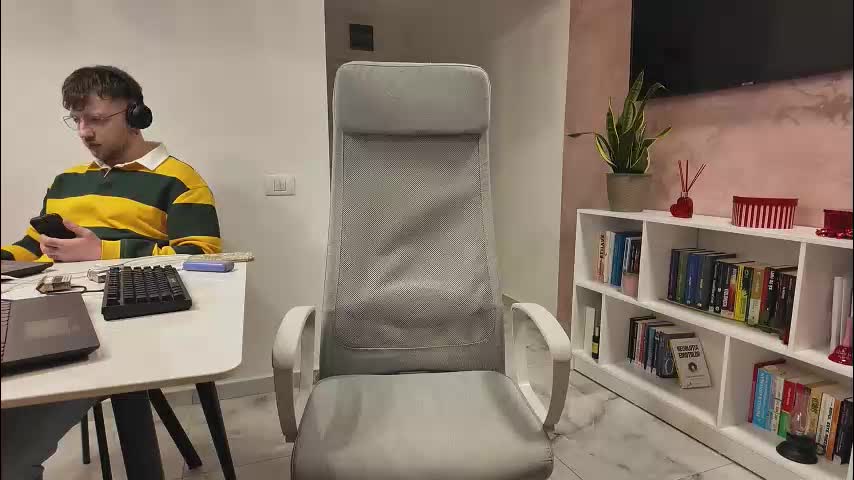 rrr1995 Live Sex March 5, 2026