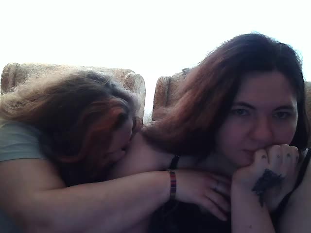 HollyXEva Live Sex March 5, 2026