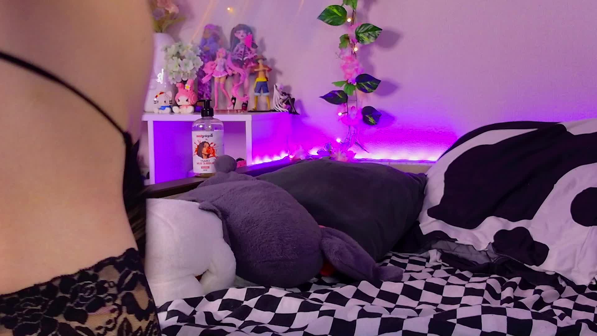 Night-angell Live Sex March 5, 2026