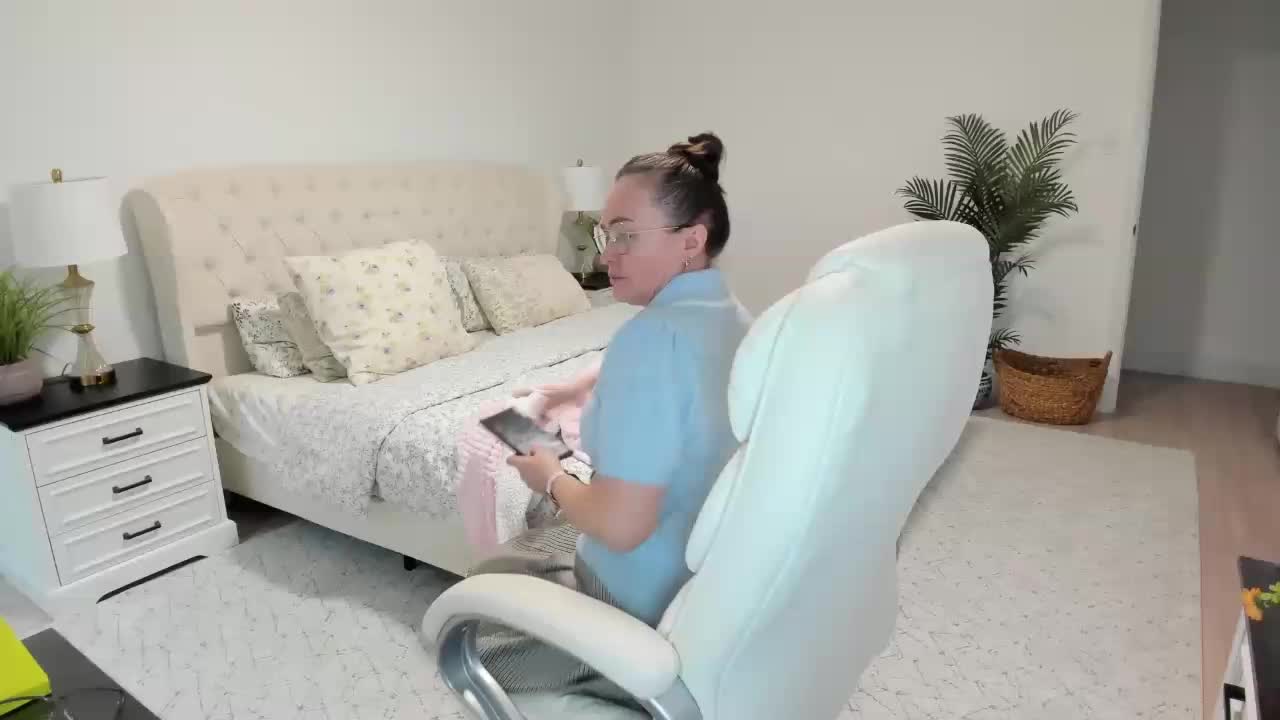 -Michelle- Live Sex March 6, 2026