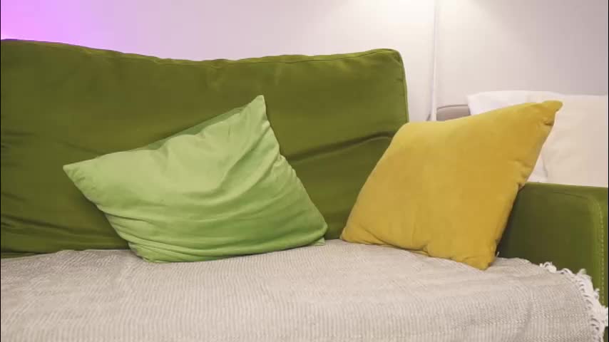 llittle_mi Live Sex March 7, 2026