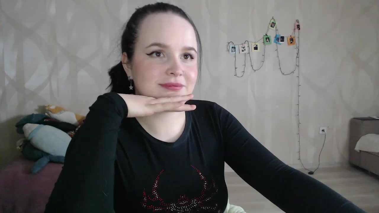 Lizzi-Peach Live Sex March 8, 2026