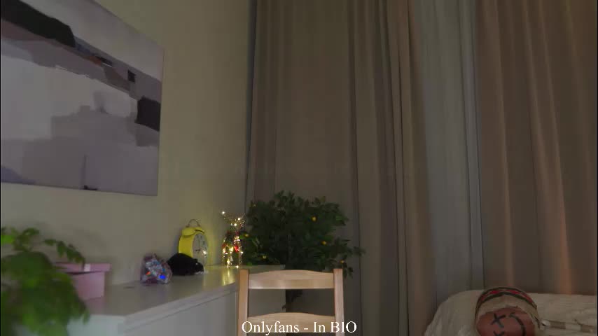 falinecrosthwaite Live Sex March 8, 2026