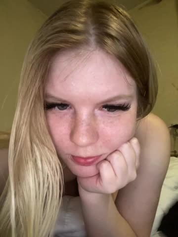 Amelia2004 Live Sex March 8, 2026