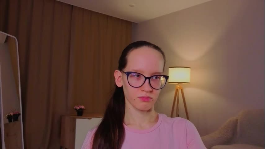 lynettebails Live Sex March 8, 2026