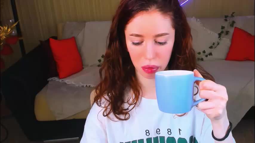 christinaconteeree Live Sex March 8, 2026