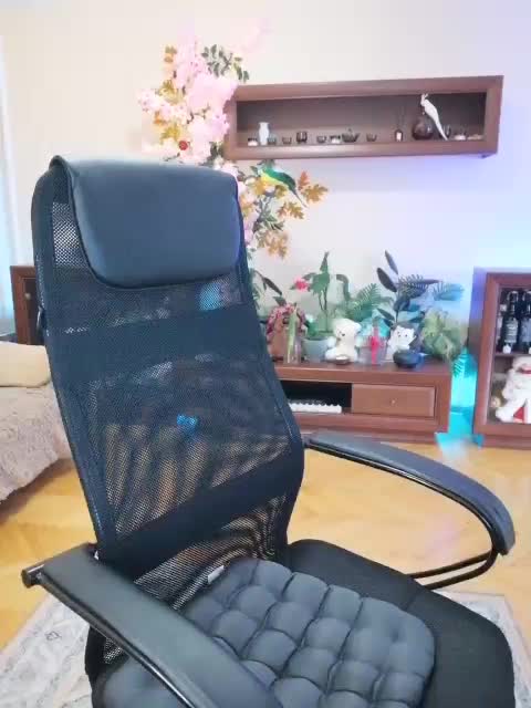 JuliaHesperaks Live Sex March 9, 2026