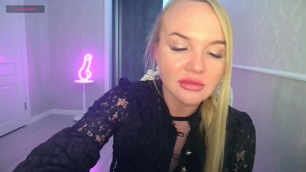 DOMINATRIX77 Live Sex March 9, 2026