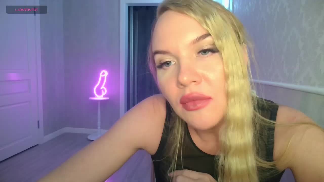 DOMINATRIX77 Live Sex March 9, 2026