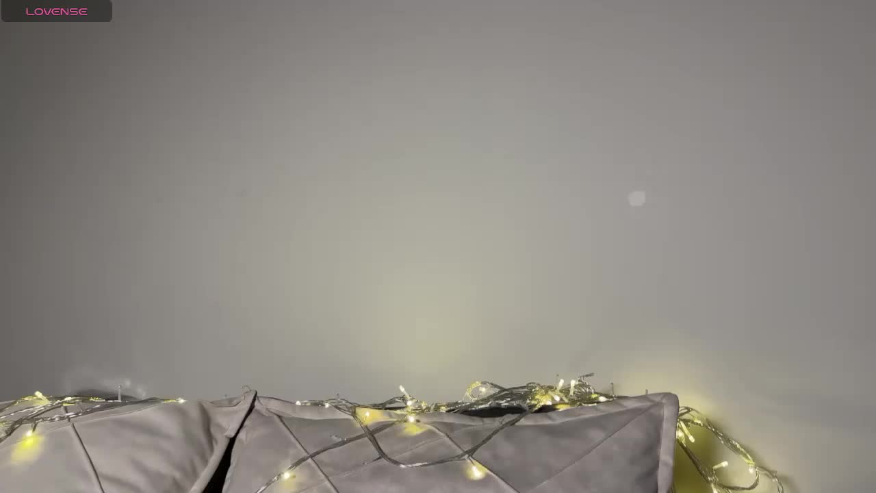 tinyhole Live Sex March 9, 2026