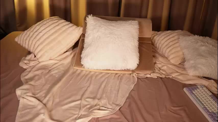 cyberoneee Live Sex March 9, 2026