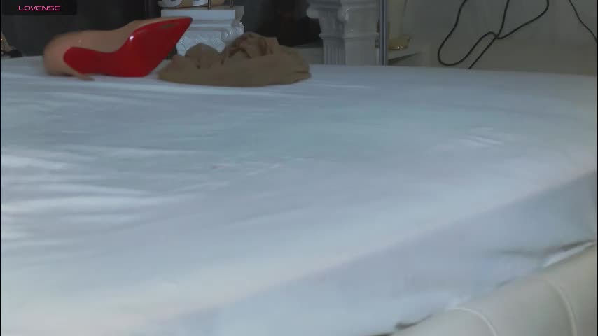 hefner_girl Live Sex March 9, 2026