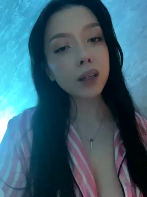 ElliLin Live Sex March 9, 2026