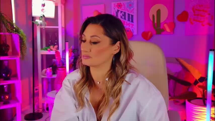 sarahholly Live Sex March 10, 2026