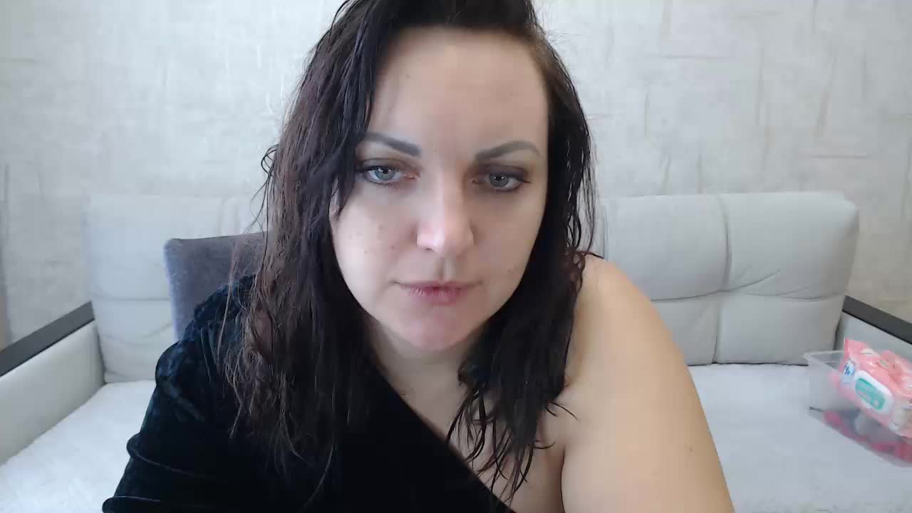 JenniferTheChic Live Sex March 10, 2026