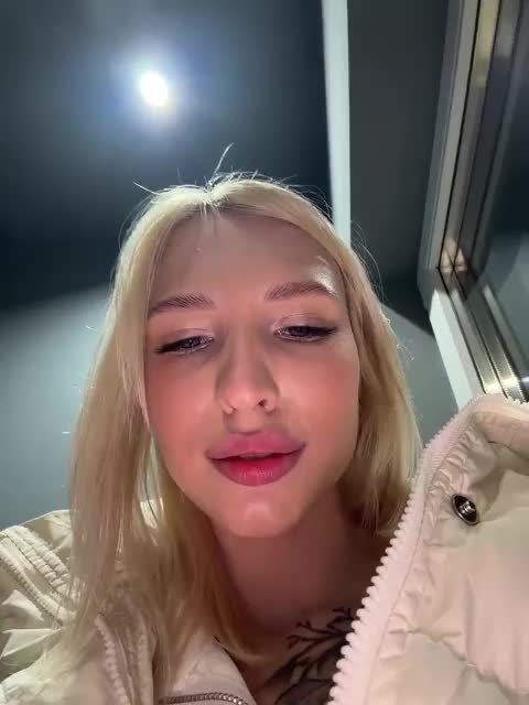 Cristi-Candy Live Sex March 10, 2026