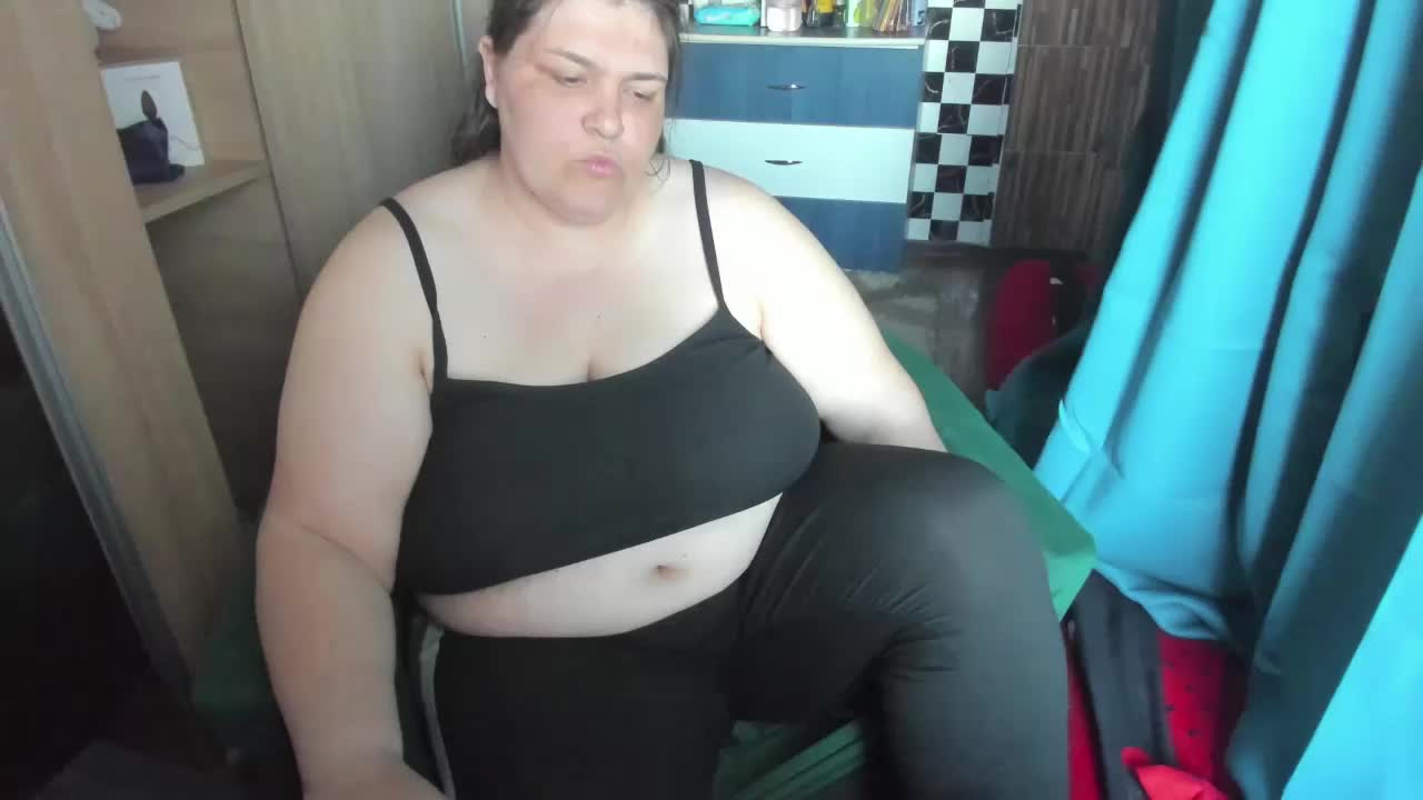 Ionysexylips69 Live Sex March 10, 2026