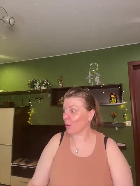 Veronika_Gold Live Sex March 10, 2026