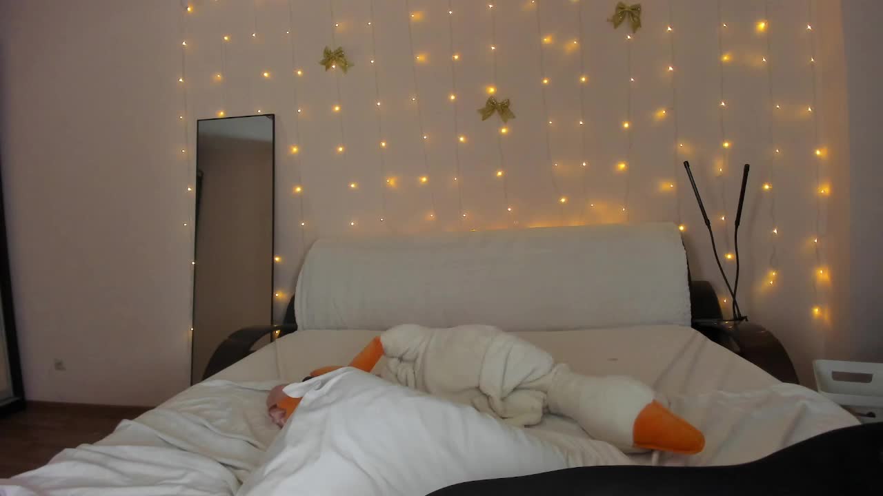 may-flower Live Sex March 11, 2026