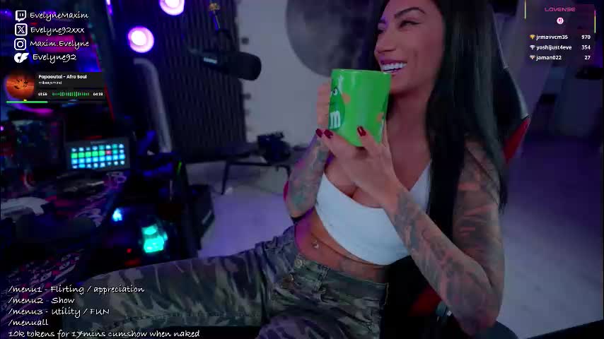 evelyne92 Live Sex March 11, 2026