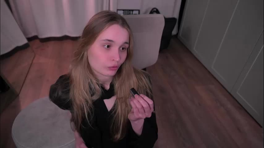 lisa_schiele Live Sex March 11, 2026