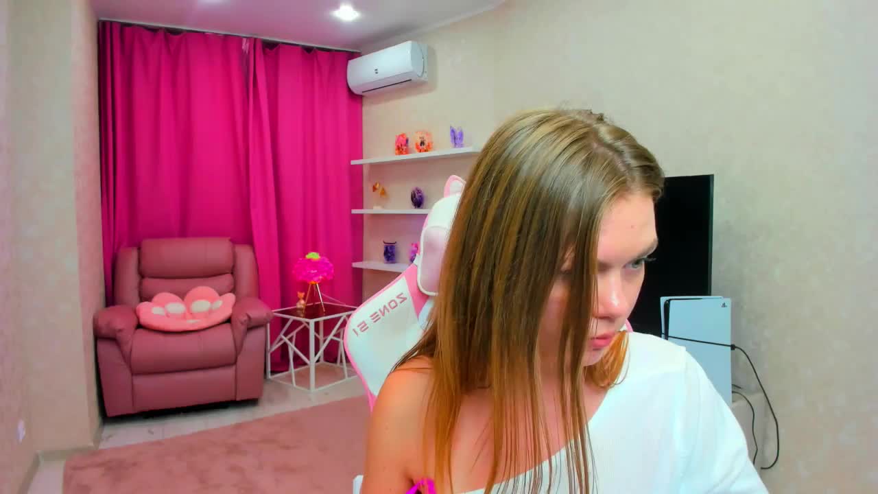 Strawberrye Live Sex March 11, 2026