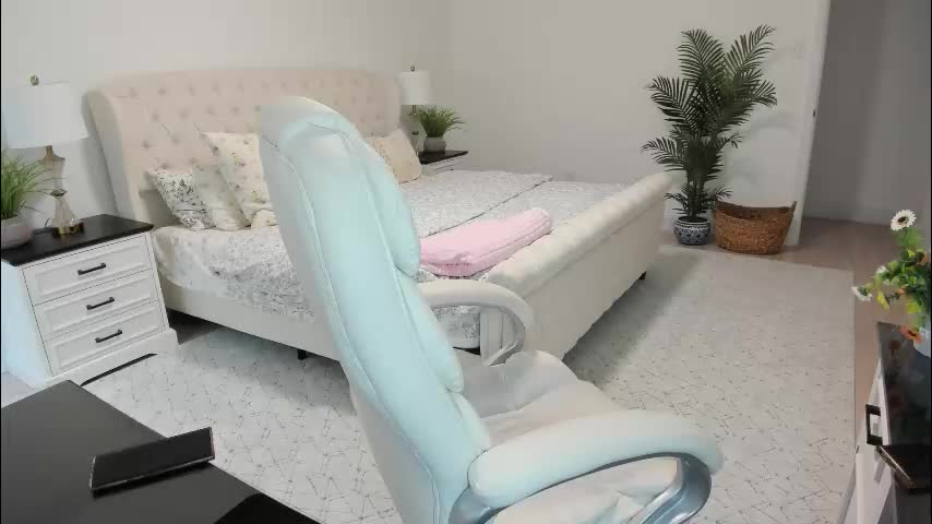 vika7333 Live Sex March 12, 2026