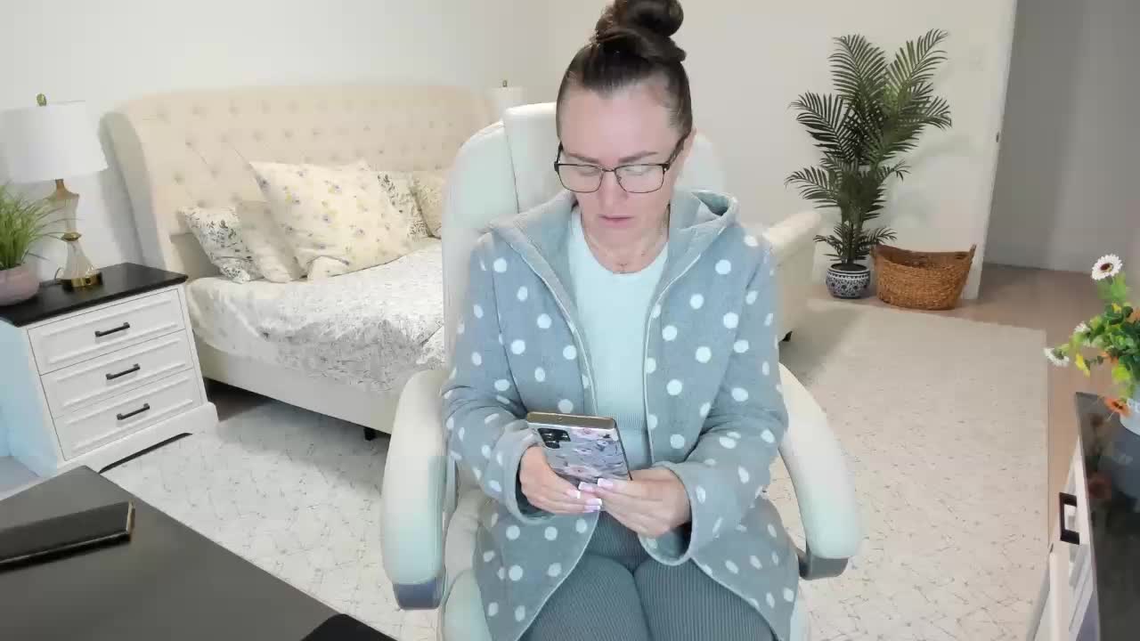 -Michelle- Live Sex March 12, 2026