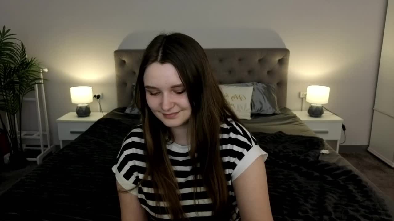 MagikPeachh Live Sex March 12, 2026