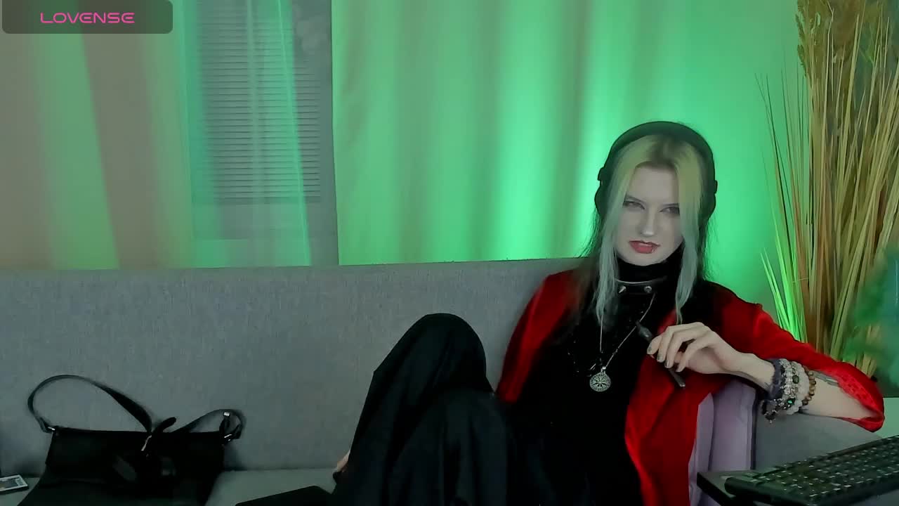 ToxicKittyy Live Sex March 12, 2026