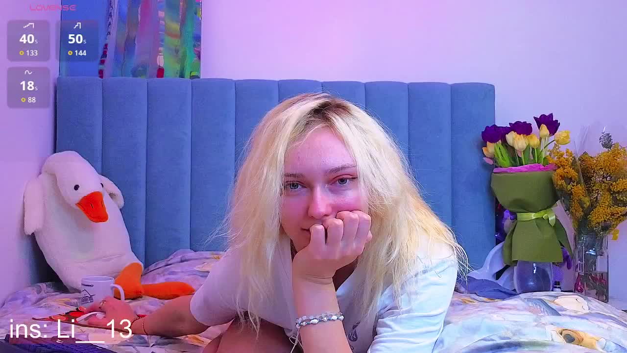 Angelina_1 Live Sex March 12, 2026