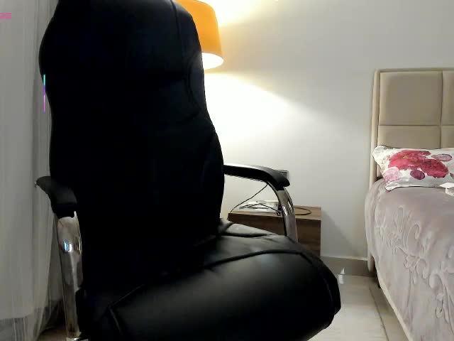 Anna1W Live Sex March 12, 2026