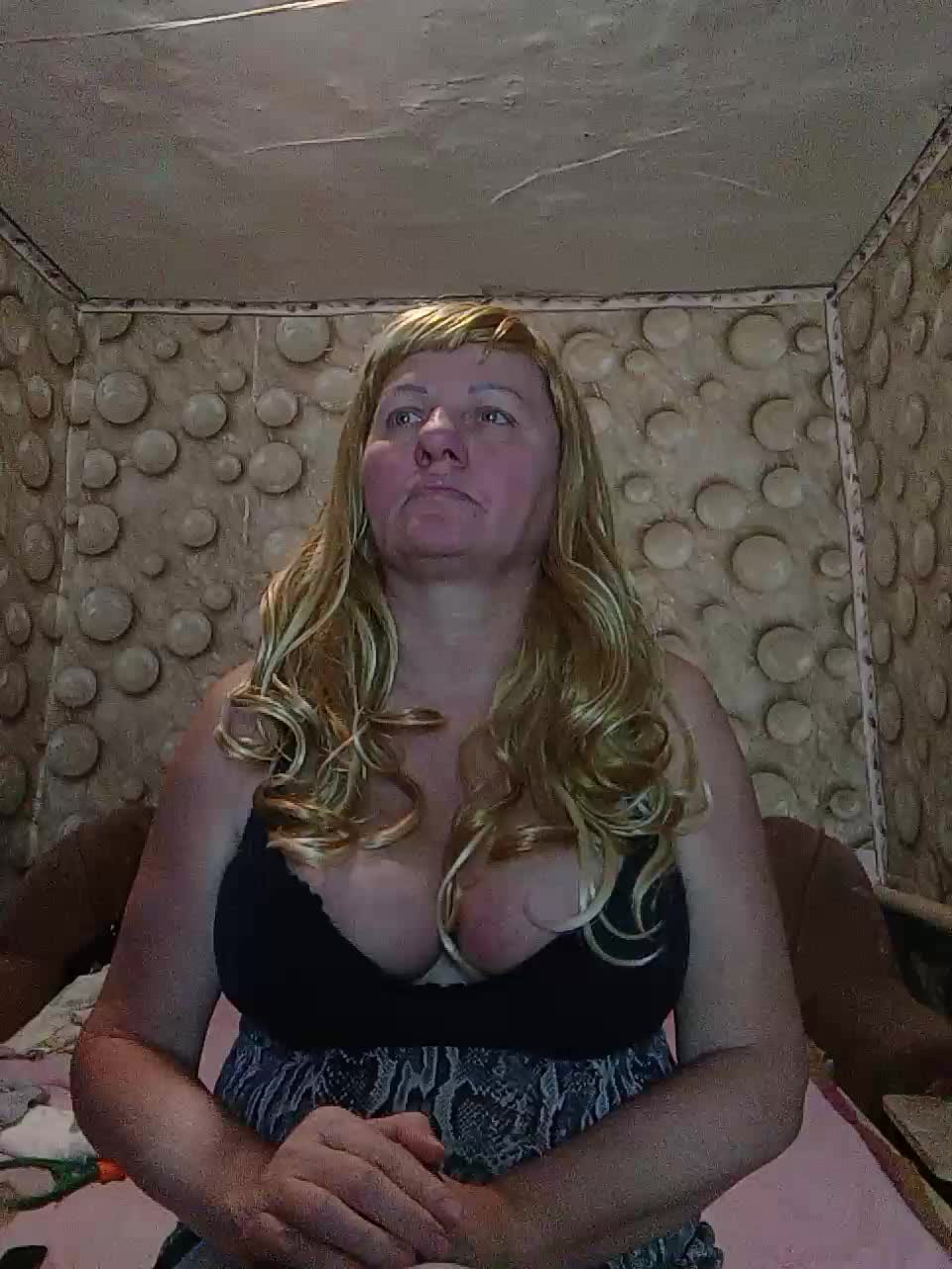 FameLara Live Sex March 12, 2026