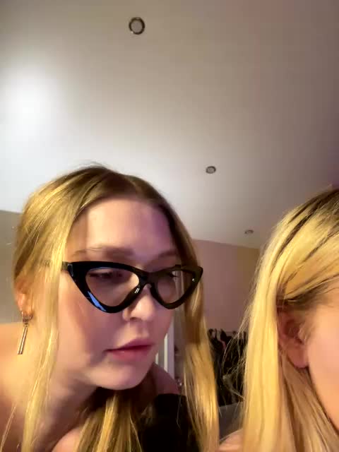 Iiiillllyyyy Live Sex March 12, 2026