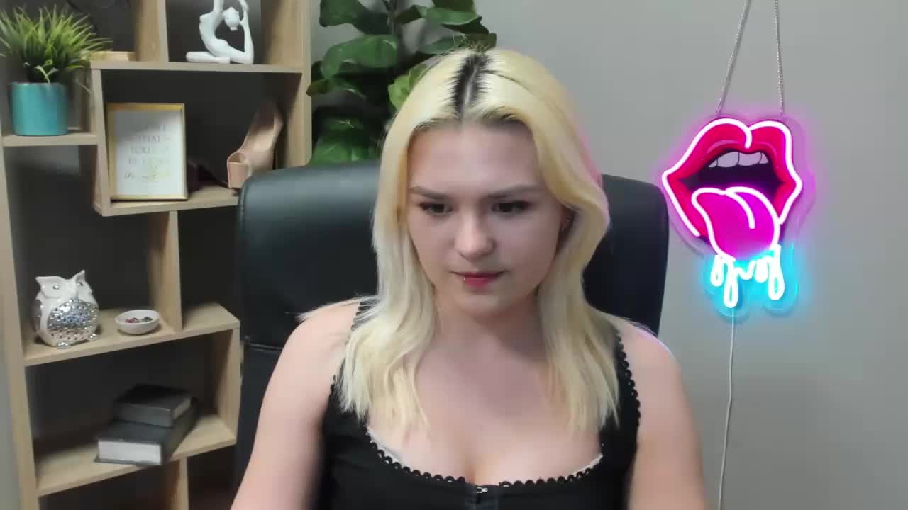 SweetLilyxo Live Sex March 12, 2026