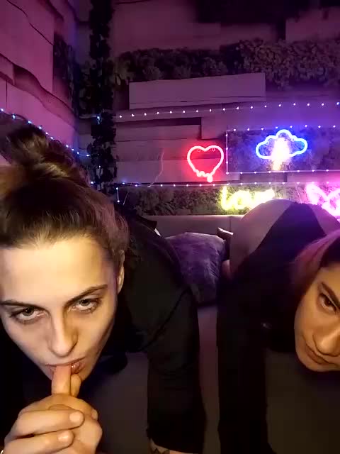 2Laski2 Live Sex March 12, 2026