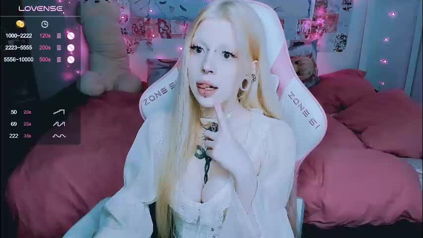 succubus_leslie Live Sex March 12, 2026