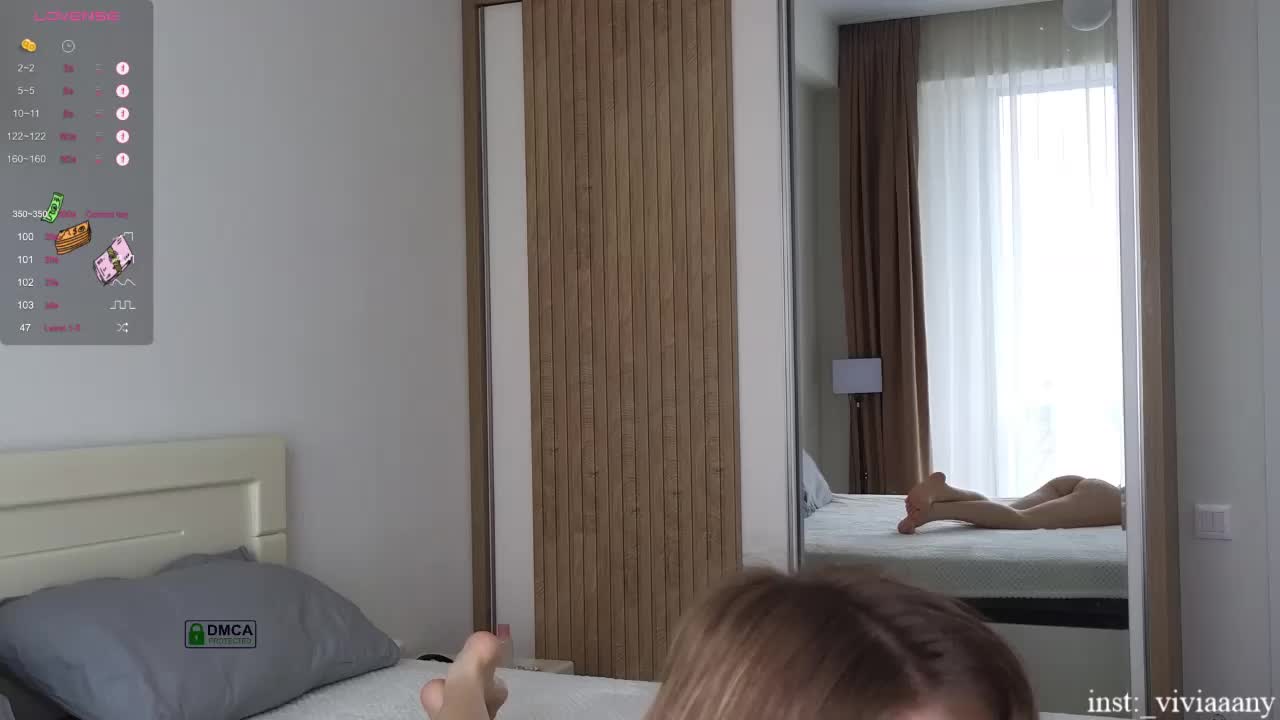 vivianyyy Live Sex March 12, 2026