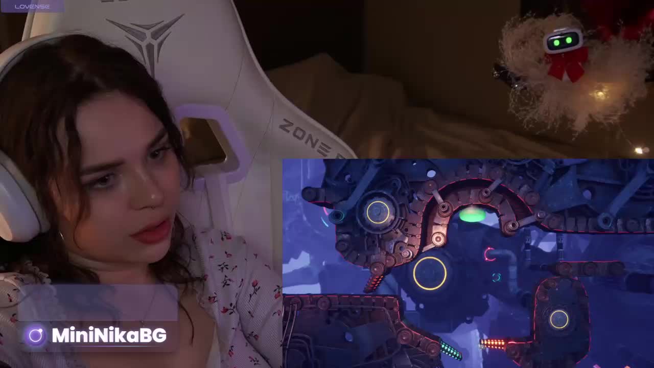 MiniNika Live Sex March 12, 2026