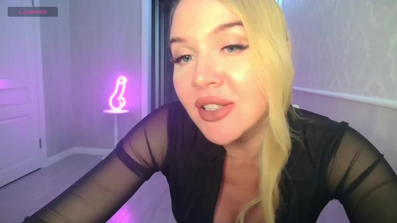 DOMINATRIX77 Live Sex March 13, 2026