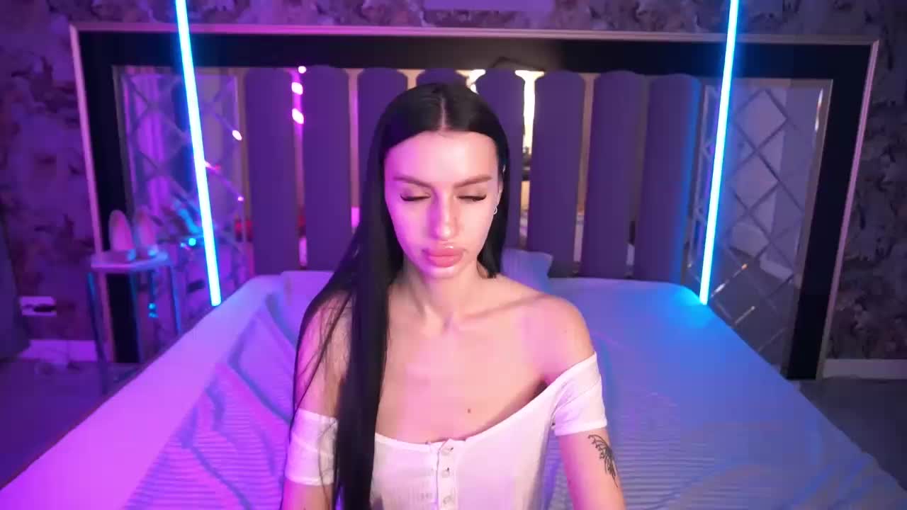 SnowWhiteee Live Sex March 13, 2026