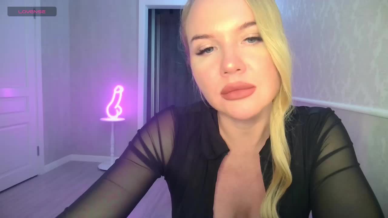 DOMINATRIX77 Live Sex March 13, 2026