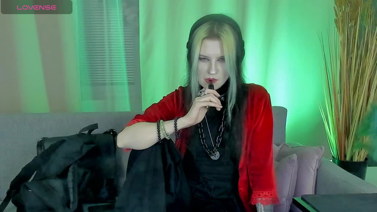 ToxicKittyy Live Sex March 13, 2026