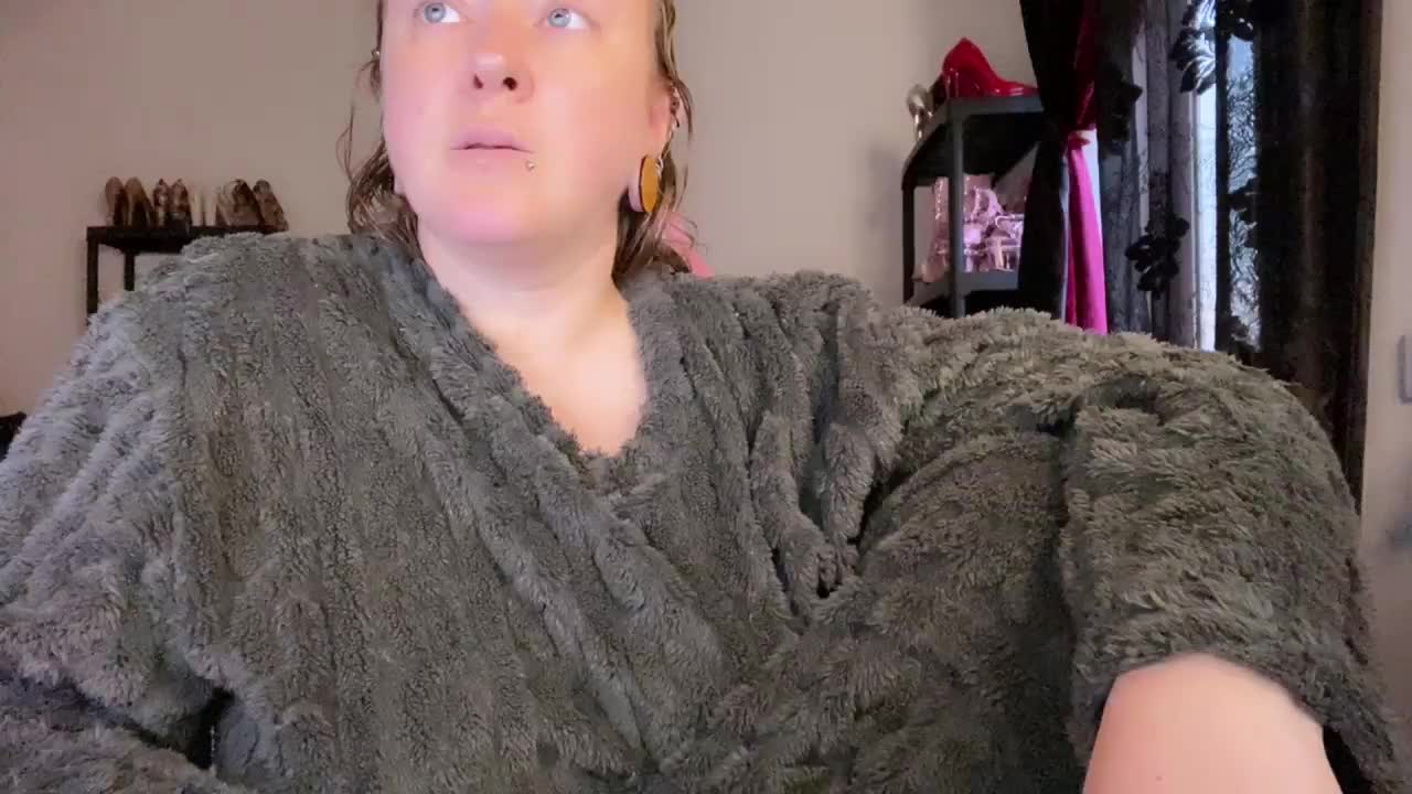 NylonQueen Live Sex March 13, 2026