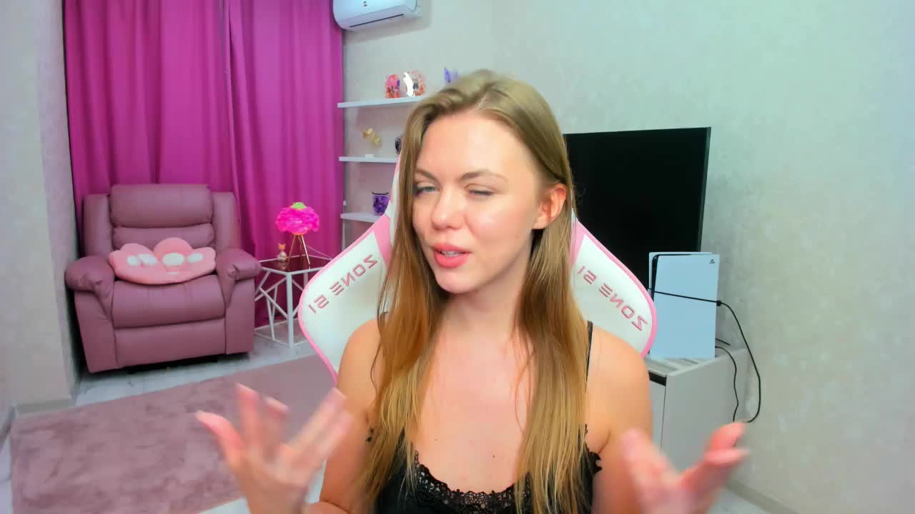 Strawberrye Live Sex March 13, 2026