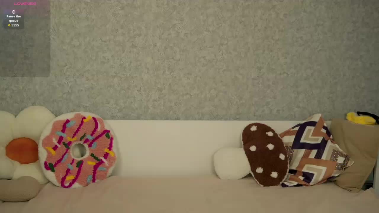 mia-roxxxx Live Sex March 13, 2026