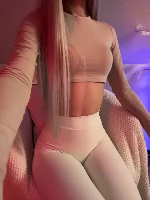 PauLiiine Live Sex March 13, 2026