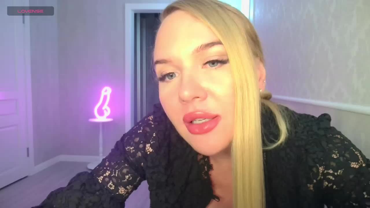 DOMINATRIX77 Live Sex March 13, 2026