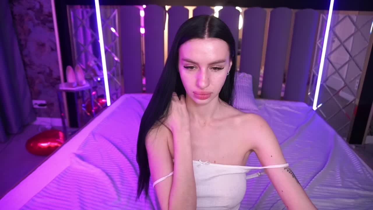 SnowWhiteee Live Sex March 14, 2026